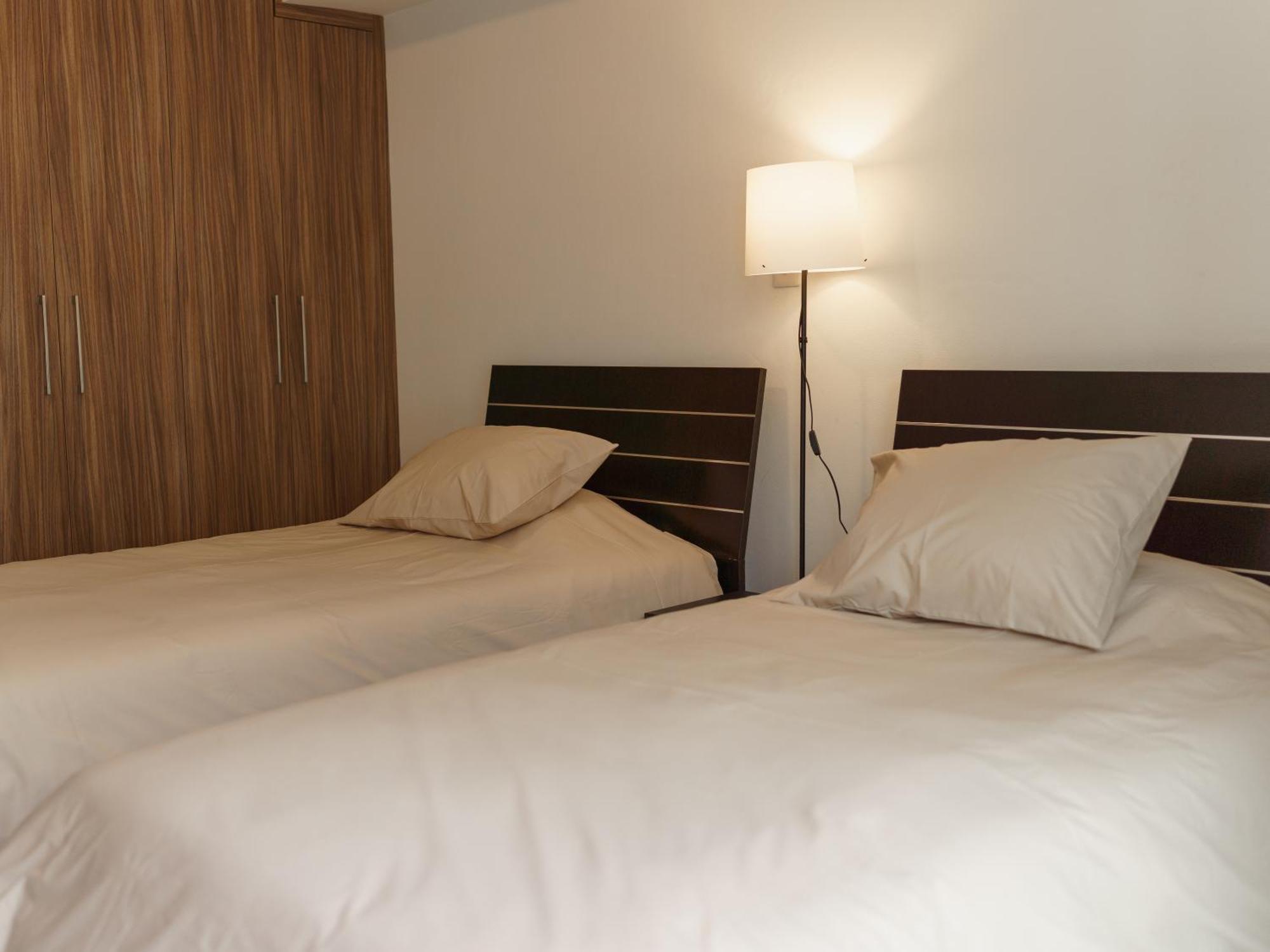 לרנקה Halcyon Central Apartment מראה חיצוני תמונה