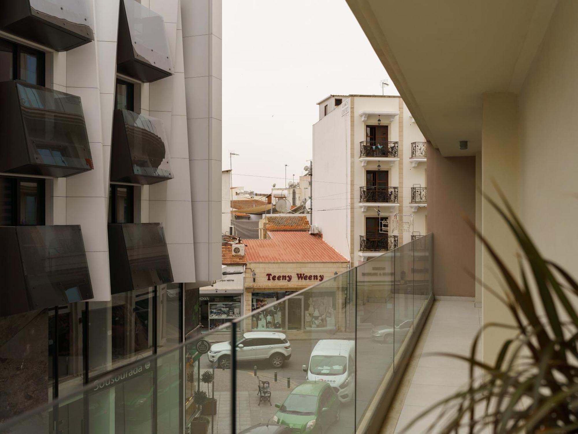 לרנקה Halcyon Central Apartment מראה חיצוני תמונה